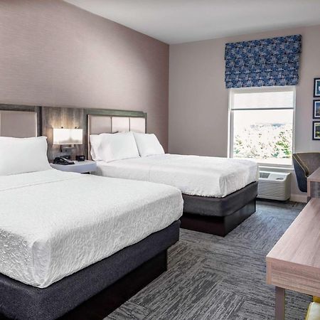 Hampton Inn Cranbury Eksteriør billede